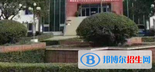 成都2022年初中生上計算機學(xué)校好不好