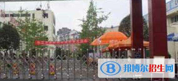 成都新運職業(yè)學(xué)校怎么樣、好不好