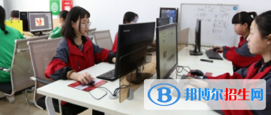 成都2022年適合女生的計算機學校專業(yè)