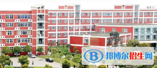 四川托普計算機職業(yè)學(xué)校2022年宿舍條件