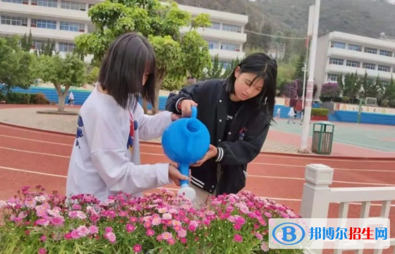 云龍縣民族職業(yè)高級(jí)中學(xué)2022年招生錄取分?jǐn)?shù)線