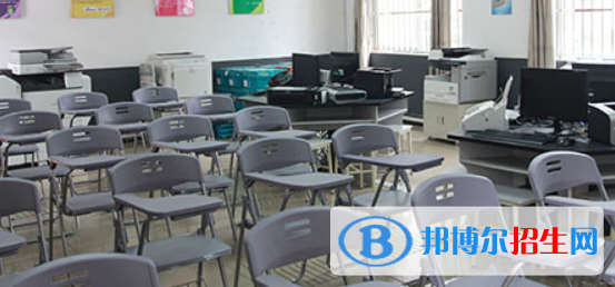 成都2022年計(jì)算機(jī)學(xué)校怎么樣報(bào)名