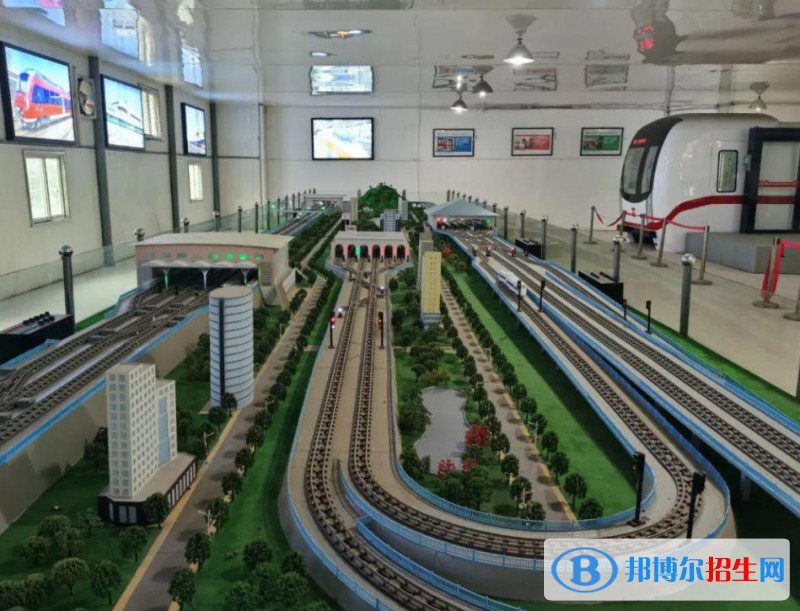 蘭州2022年軌道交通學(xué)校讀什么專(zhuān)業(yè)好