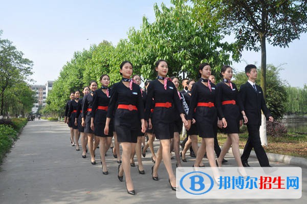 河北2022年初中生可以讀的航空服務(wù)學(xué)校