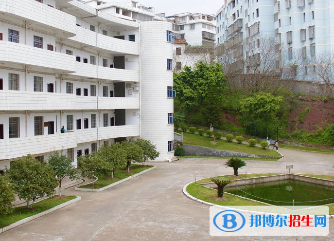 達(dá)州財(cái)貿(mào)學(xué)校2022年招生簡(jiǎn)章