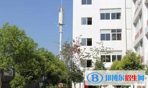 威信縣職業(yè)高級(jí)中學(xué)2022年學(xué)費(fèi)、收費(fèi)多少