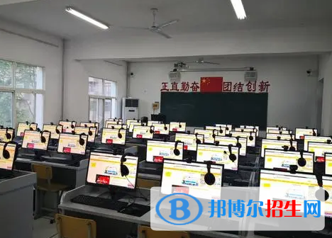 重慶2022年電子商務學校要多少分