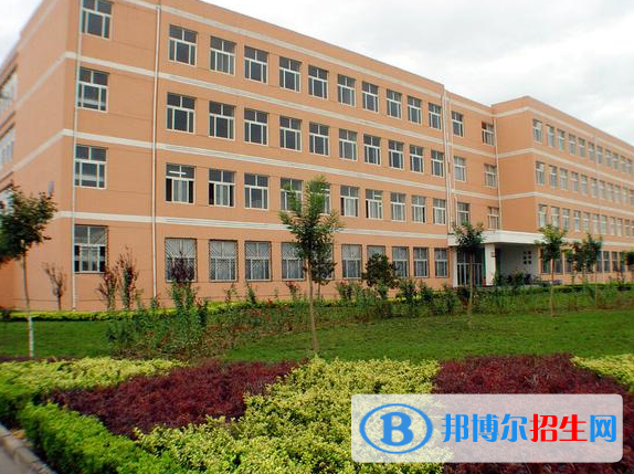 閬中江南高級(jí)職業(yè)中學(xué)2022年學(xué)費(fèi)、收費(fèi)多少