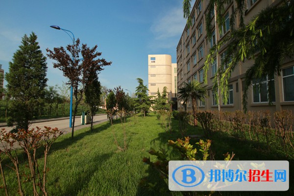 云南輕工業(yè)學(xué)校2022年招生簡章
