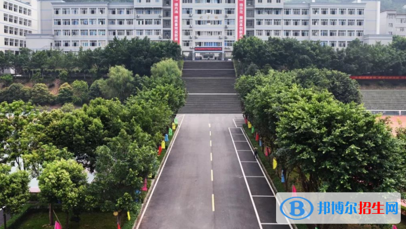 重慶江南職業(yè)學(xué)校2022年報名條件、招生要求、招生對象