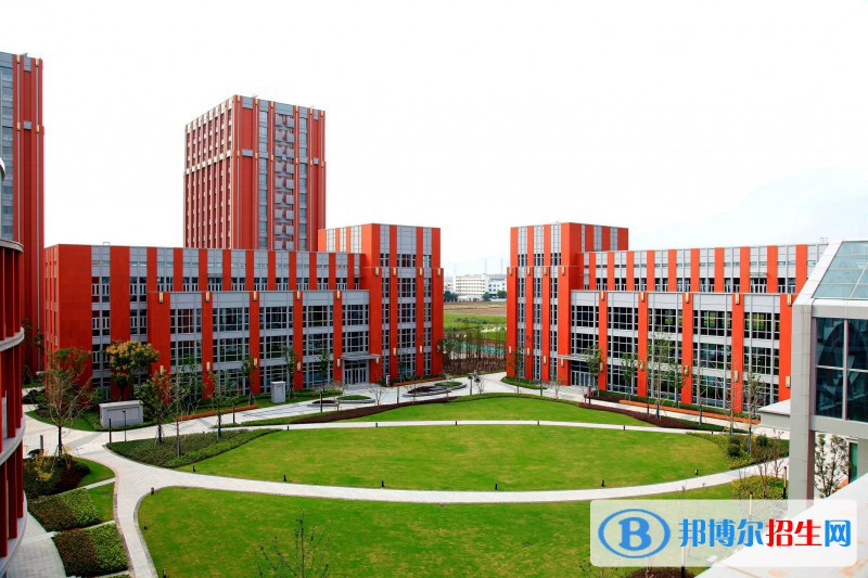 內江市第三職業(yè)中學2022年學費、收費多少 