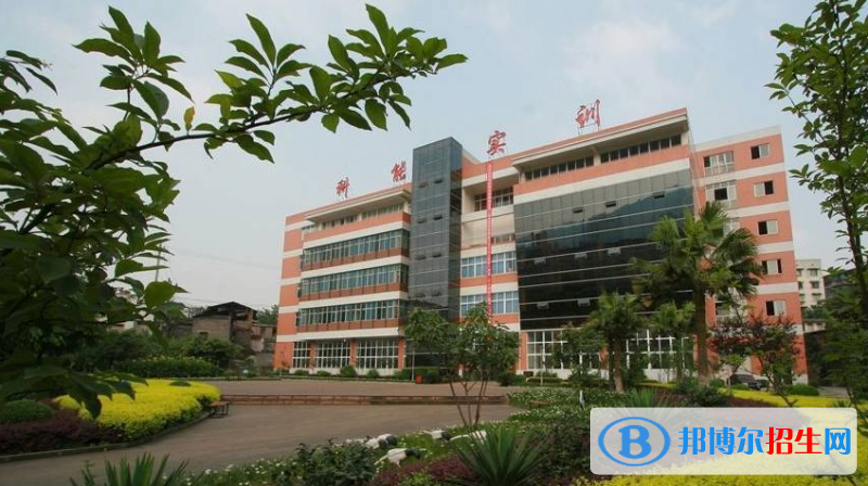 云南經(jīng)貿(mào)外事學(xué)院怎么樣、好不好