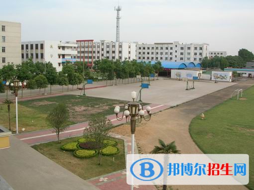 資中縣水南高級(jí)職業(yè)中學(xué)2022年學(xué)費(fèi)、收費(fèi)多少
