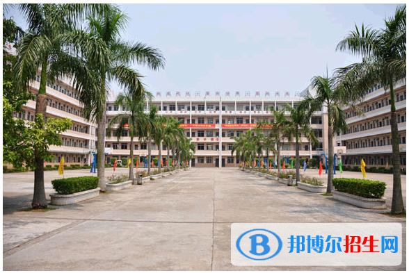 資中縣雙龍職業(yè)中學(xué)2022年招生錄取分?jǐn)?shù)線(xiàn) 