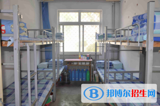 昆明市財(cái)經(jīng)商貿(mào)學(xué)校2022年宿舍條件