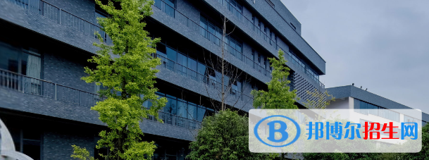 成都青蘇職業(yè)中專學校2022年招生簡章