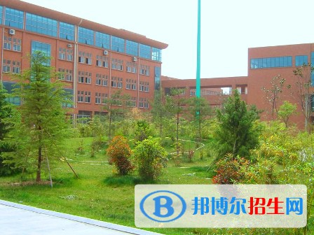 云南省旅游學校2022年學報名條件、招生要求、招生對象