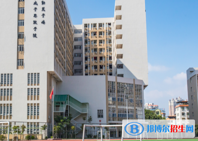曲靖技工學(xué)校2022年報名條件、招生要求、招生對象