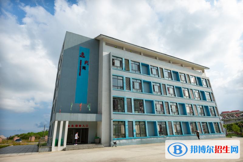 src=http://www.suliaoposuiji.cn/skin/zhaosheng/image/nopic.gif