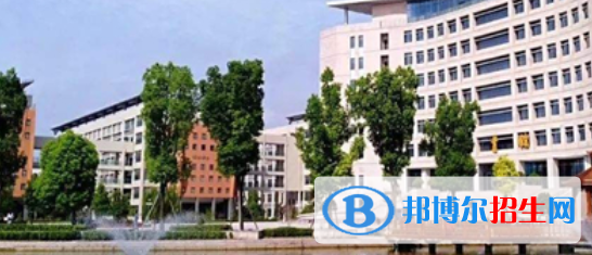 云南航天管理局技工學(xué)校2022年學(xué)費(fèi)、收費(fèi)多少