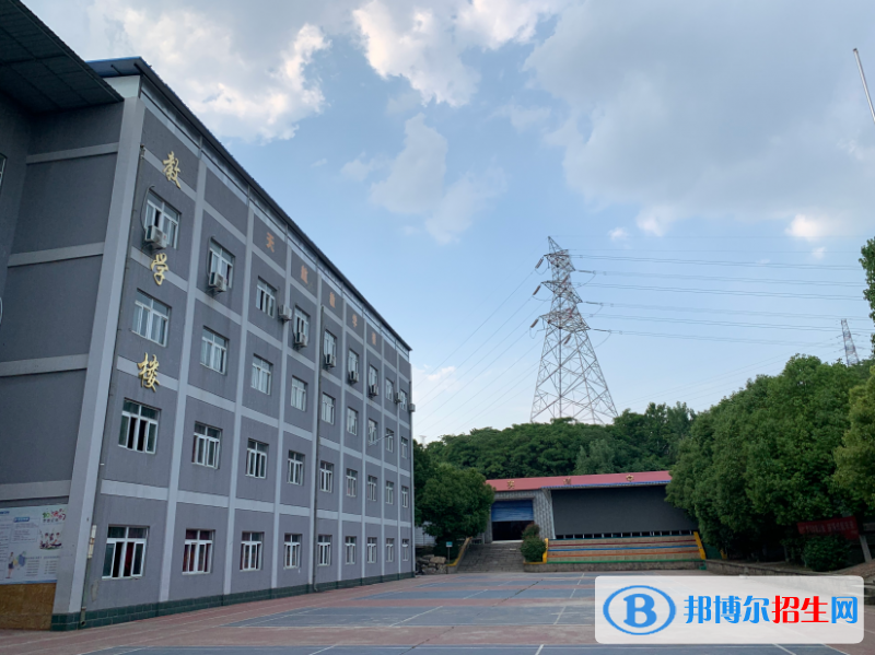 南京信息工程技工學(xué)校2022年報(bào)名條件、招生要求、招生對(duì)象