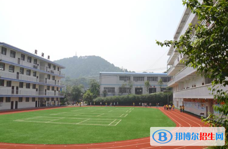 重慶虎溪職業(yè)中學2022年招生辦聯(lián)系電話
