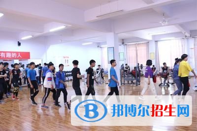 深澤縣職教中心怎么樣、好不好