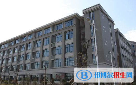 貴州2022年現(xiàn)在讀電子商務(wù)學(xué)校什么專(zhuān)業(yè)好