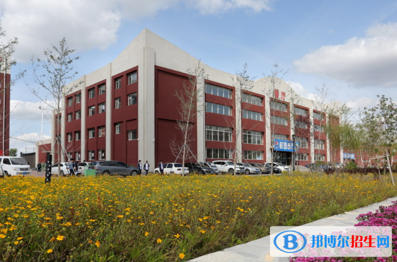 吉林省四平衛(wèi)生學校2022年招生辦聯系電話