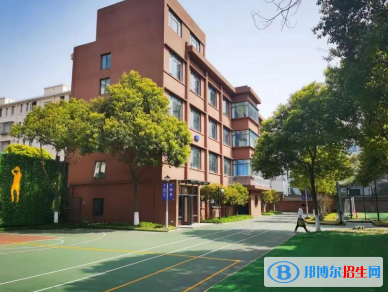  北美國際學(xué)校2022年入學(xué)條件