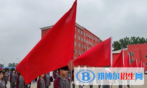 平輿縣中等職業(yè)學(xué)校2022年招生辦聯(lián)系電話(huà)