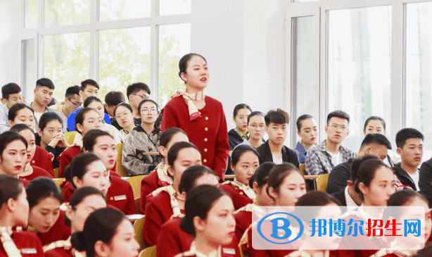 安徽2022年女生學(xué)航空服務(wù)學(xué)校怎么樣