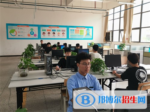 四川科華高級技工學(xué)校2022年有哪些專業(yè)