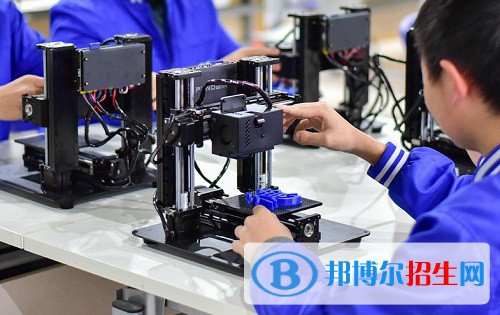 成都2022年讀什么汽修學校比較好