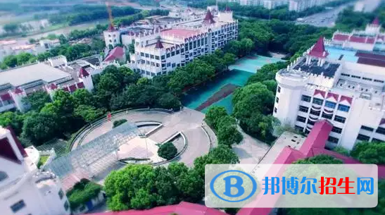 蘇州國際外語學(xué)校2022年學(xué)費(fèi)標(biāo)準(zhǔn)