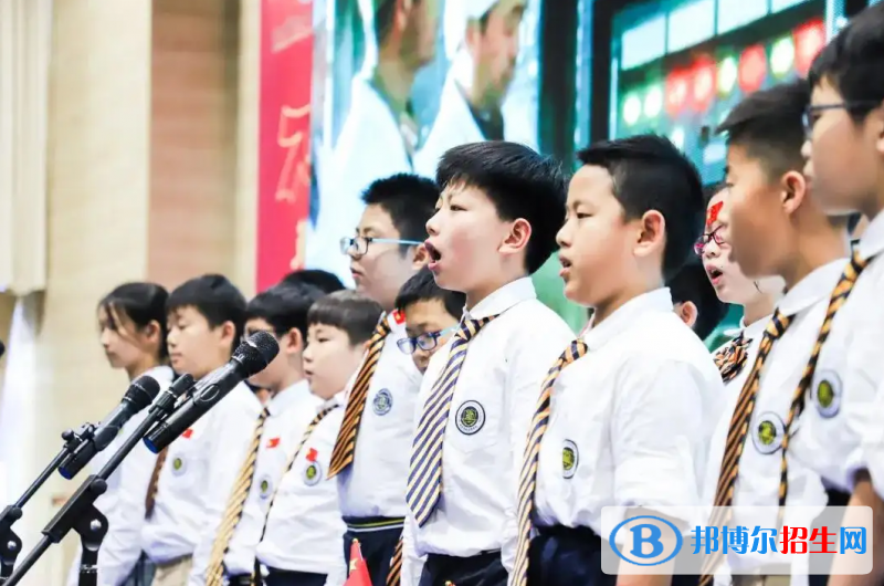  北京新府學(xué)外國(guó)語(yǔ)學(xué)?？孔V嗎