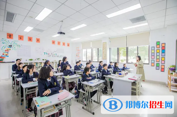 中加楓華國際學(xué)校2022年錄取分?jǐn)?shù)線