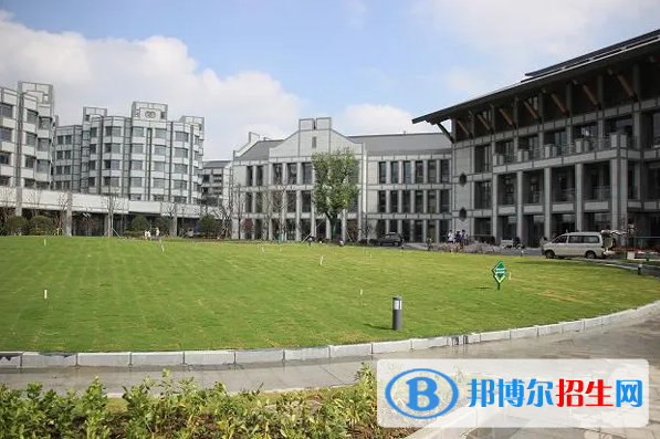 蘇州國(guó)際預(yù)科學(xué)校2022年報(bào)名時(shí)間