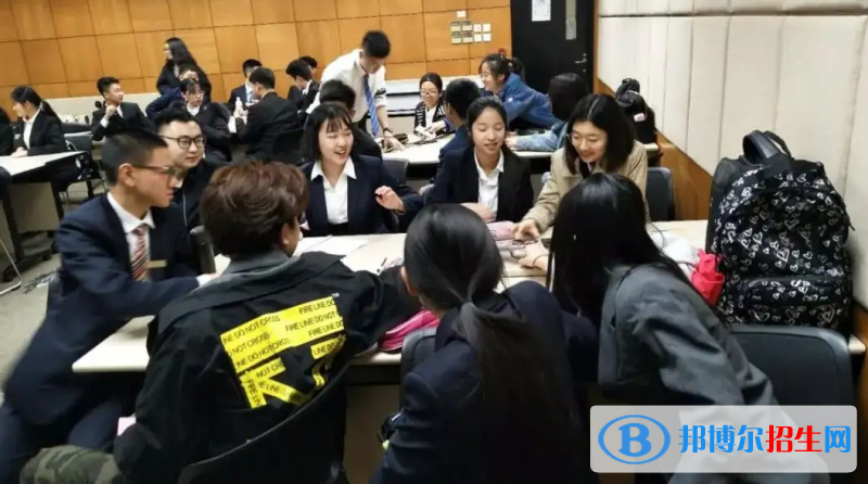 貝拉國際高中學校2022年課程體系