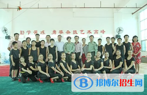 廣西賀州民族旅游藝術(shù)學(xué)校2022年報名條件、招生要求、招生對象