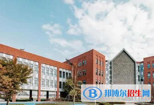 海德京華國際雙語學(xué)校初中部靠譜嗎