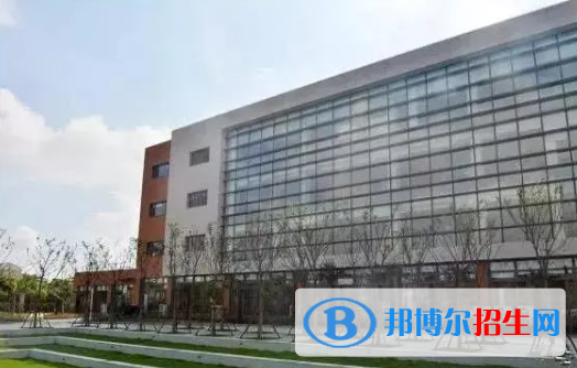 北京耀華國際學校初中部2023年入學考試