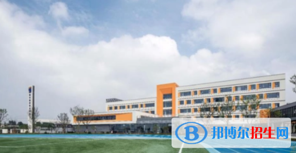 北京耀華國際學(xué)校初中部2023年學(xué)費標(biāo)準(zhǔn)