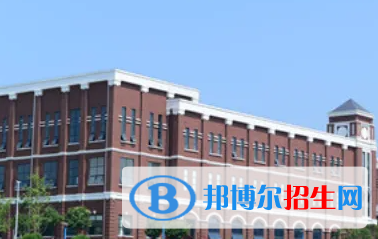 宜昌龍盤湖國際學(xué)校初中部2023年學(xué)費(fèi)標(biāo)準(zhǔn)