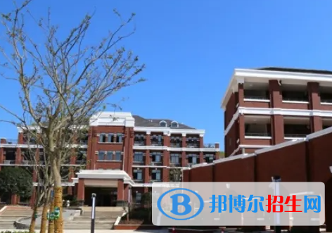 宜昌龍盤湖國際學(xué)校初中部2023年錄取分?jǐn)?shù)線2
