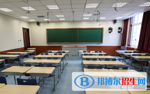 北京市通州區(qū)運河中學(xué)2023年招生辦聯(lián)系電話