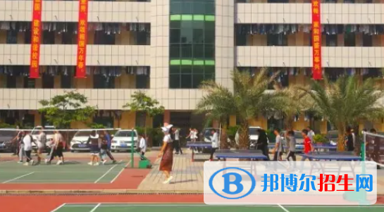廣西2023年哪家技工計(jì)算機(jī)學(xué)校好