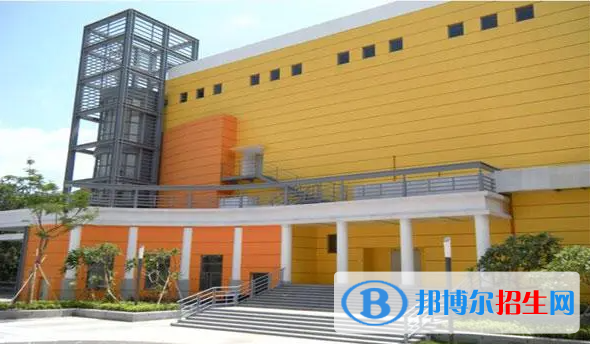 深圳科愛賽國際學(xué)校初中部2023年招生政策2