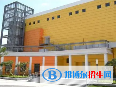深圳科愛賽國際學校初中部2023年入學考試2