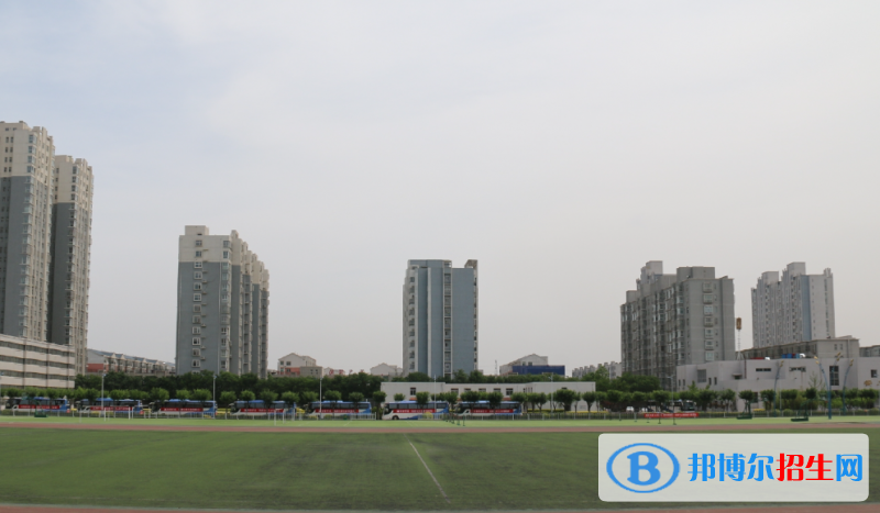 遵化市第一中學(xué)2023年學(xué)費、收費多少 